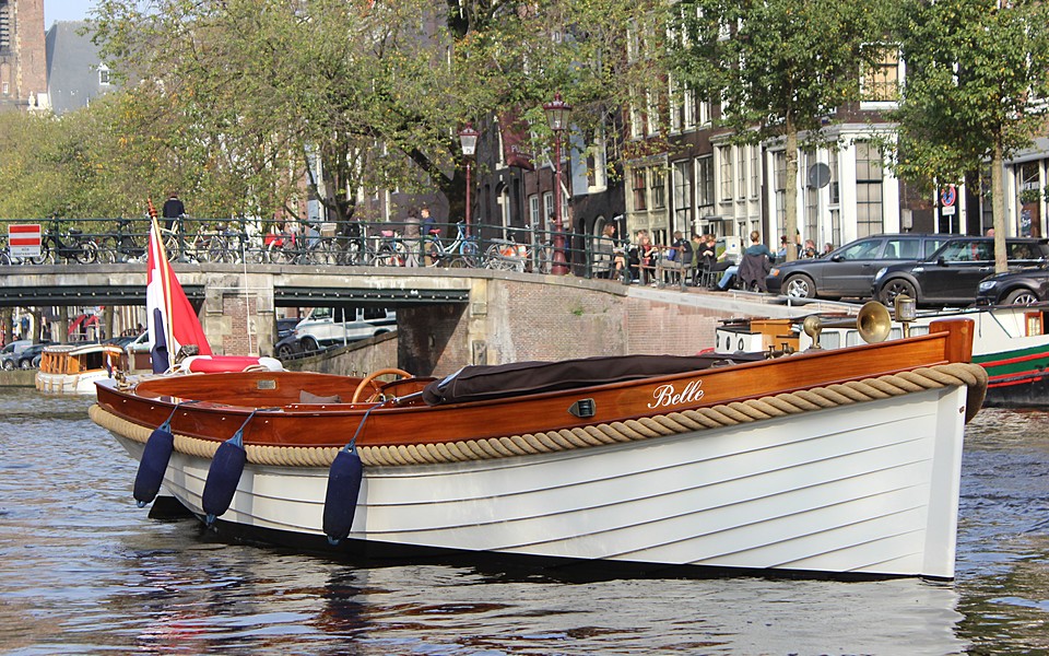 Rent A Luxury Boat With Skipper In Amsterdam | Boat Rental Amsterdam